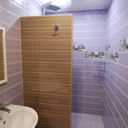 Ivanek 3*