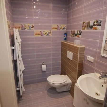 Ivanek 3*