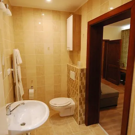 Ivanek Affittacamere 3*