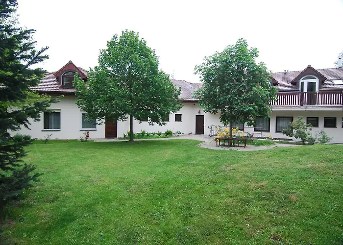 Ivanek 3*